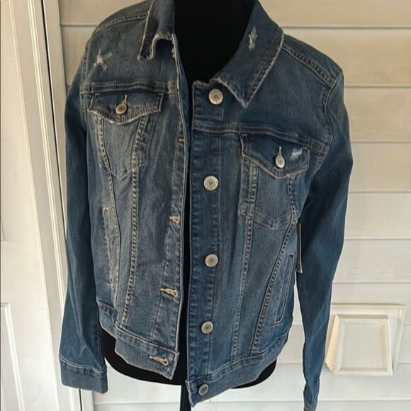 NWT SO Essential Denim Jacket Medium   E - Picture 1 of 9